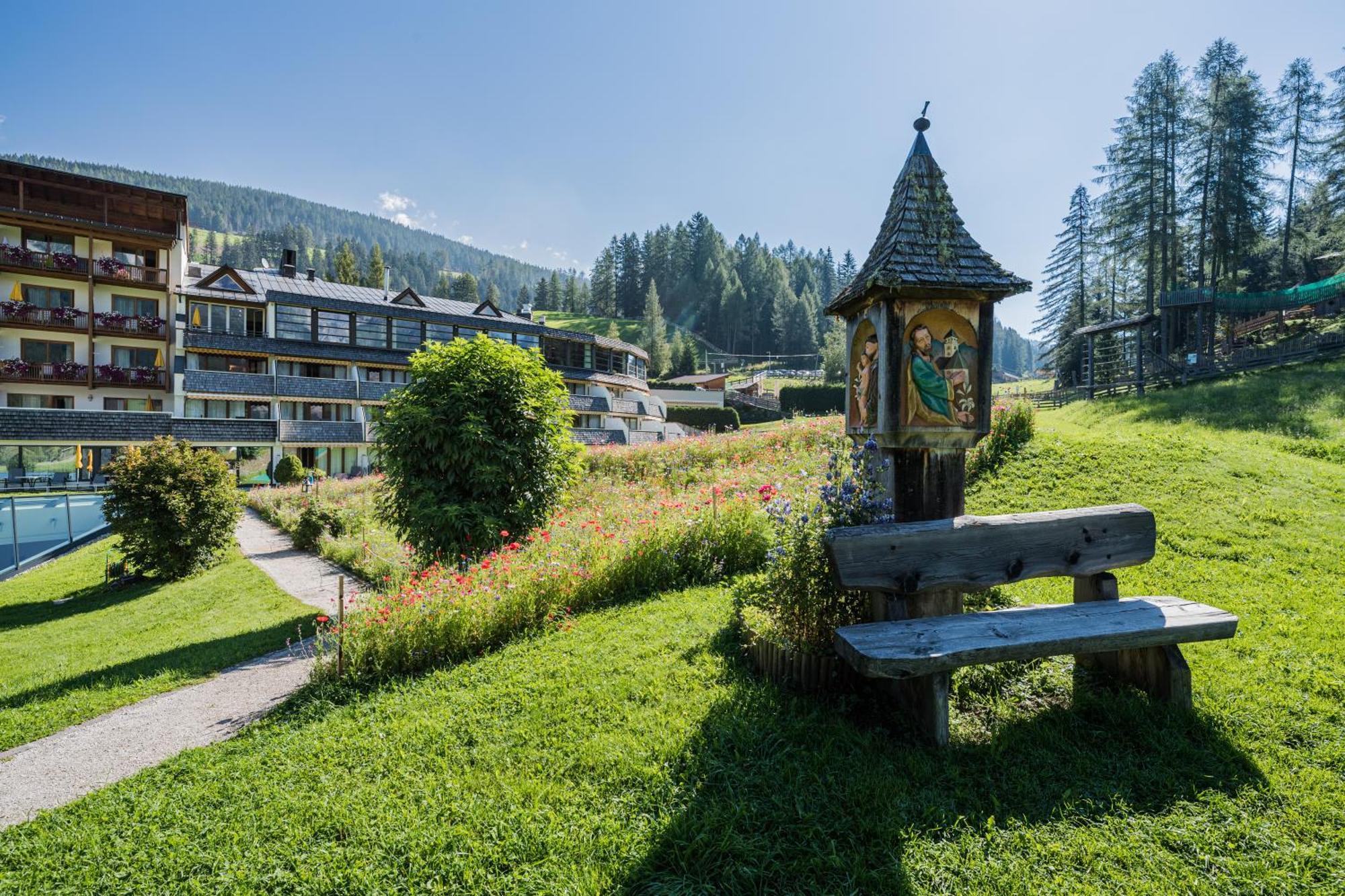 Family Resort Rainer Sexten Esterno foto