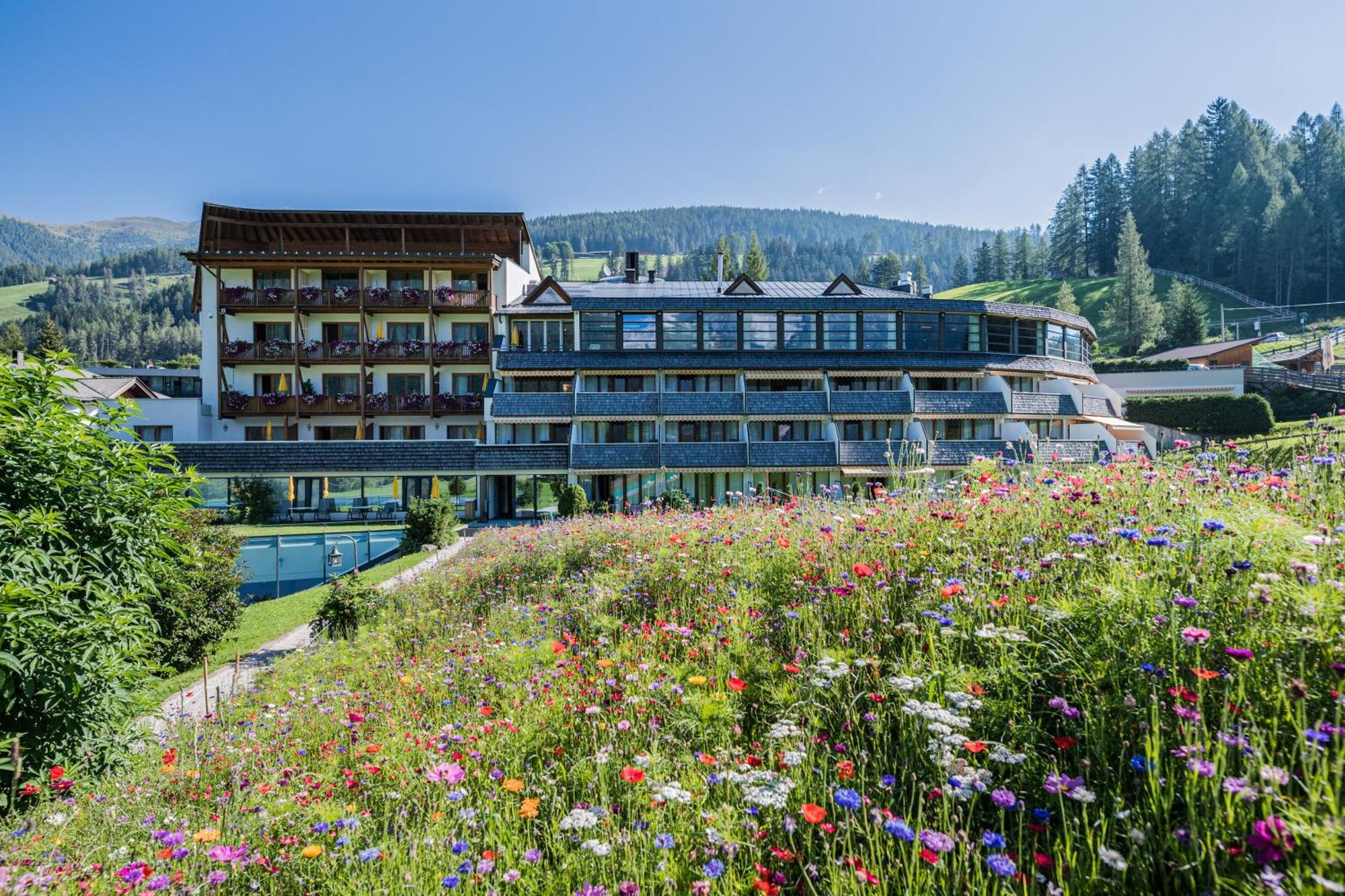 Family Resort Rainer Sexten Esterno foto